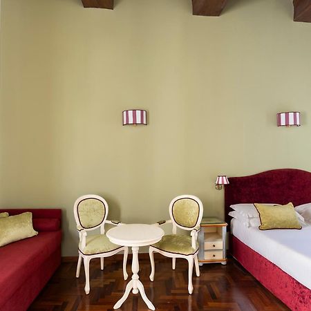 Residenza Della Signoria Hotel Firenze Bagian luar foto